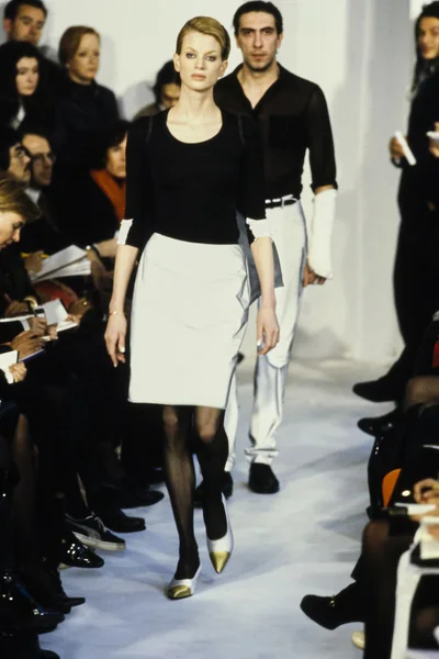 Look 38